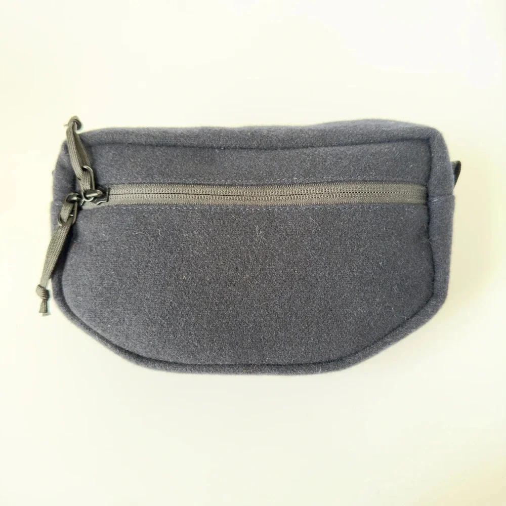 Wavpak Swell 2.5L - Italian Melton Wool - Black